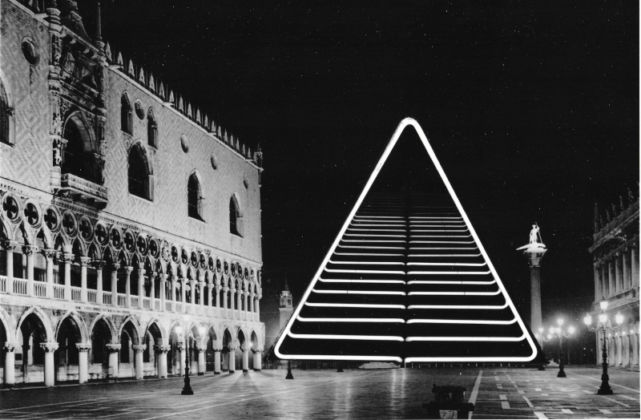 Paolo Scirpa, Ascensionale a induzione spaziale, progetto d'intervento n. 237, 1985. Fotomontaggio. Palazzo Ducale, Venezia