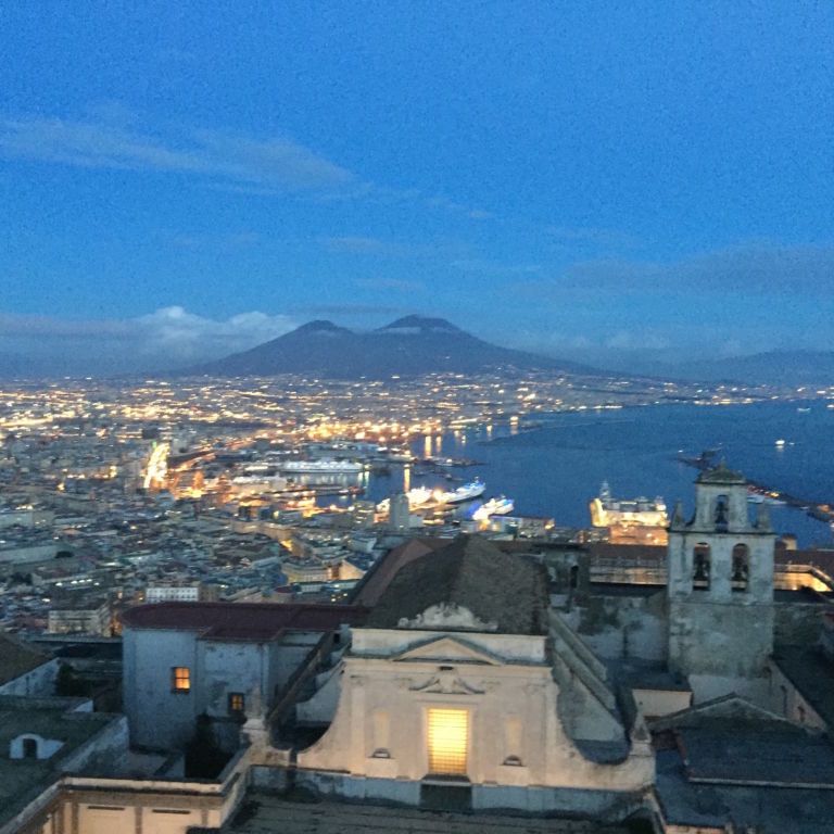 Alberto Di Fabio Particella di Dio Castel SantElmo Napoli 4 La Particella di Dio secondo Alberto di Fabio. A Napoli un nuovo Wall Painting permanente dell'artista a Castel Sant'Elmo: ecco le immagini