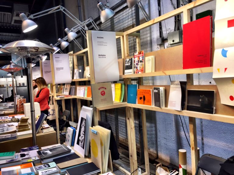 ArtsLibris 2016 Madrid 7 Madrid Updates: nell'edizione del 35ennale Arco “scippa” a Barcellona ArtsLibris, che diventa una piccola sezione per editoria, edizioni e tirature limitate
