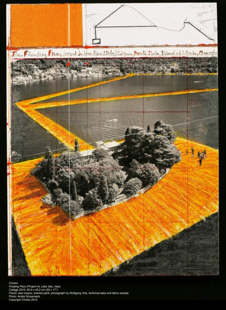 Christo The Floating Piers 1 Christo sul Lago d'Iseo, nuovi dettagli. 3 chilometri di passerelle sostenute da cubi galleggianti. E a Brescia ci sarà la mostra dei bozzetti