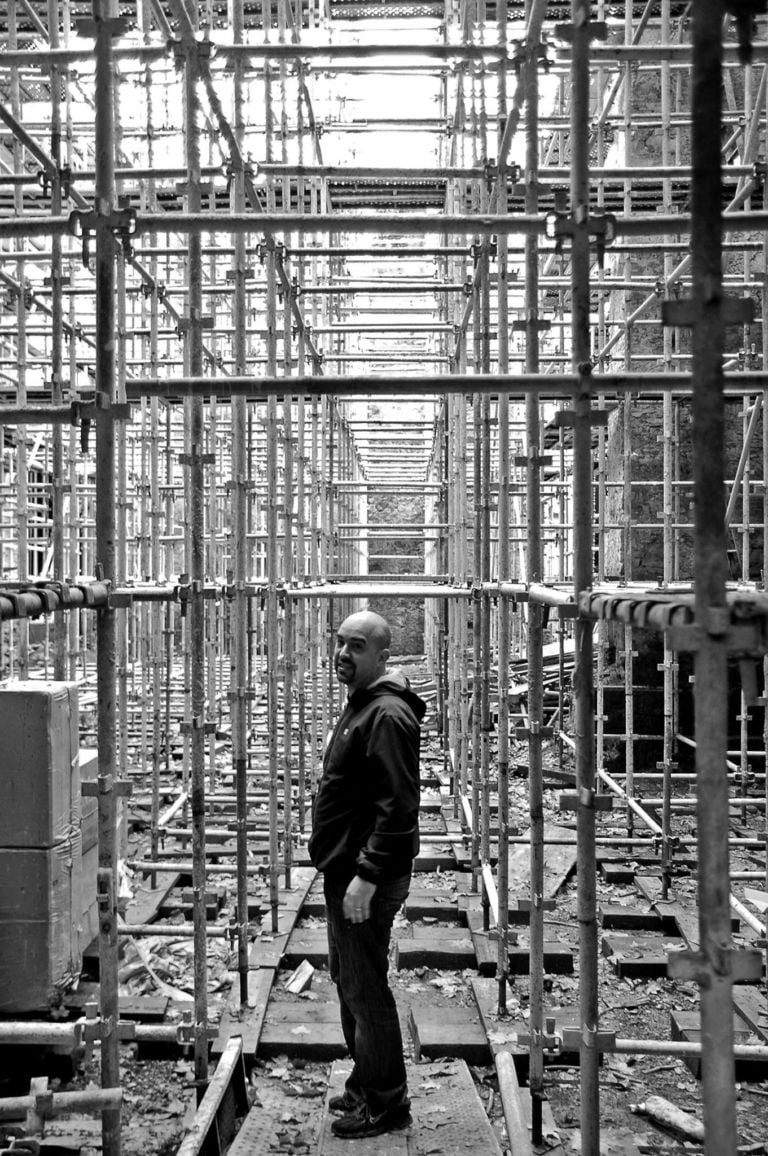 Diogo Seixas Lopes nel cantiere del Teatro Thalia a Lisbona - photo © Lígia Matos Ribeiro