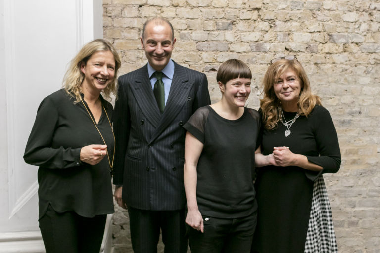 Iwona Blazwick Whitechapel Gallery Luigi Maramotti Max Mara Emma Hart Marina Dacci Collezione Maramotti Max Mara Art Prize for Women, a Londra vince Emma Hart. Sei mesi in residenza in Italia fra Milano, l'Umbria e Faenza