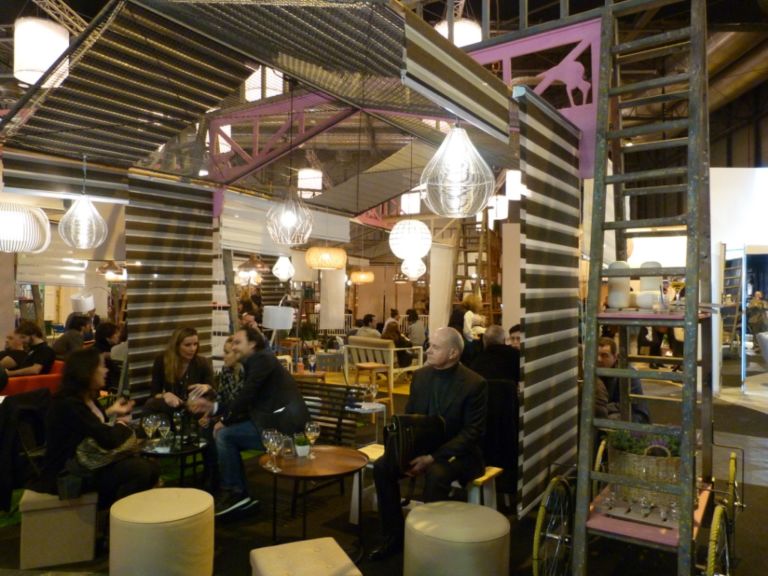 La Vip Lounge di Arco di Izaskun Chichilla Moreno Madrid Updates: ancora una Vip Lounge stilish per Arco. Design di Izaskun Chichilla Moreno, atmosfera da suk arabo: ecco le immagini