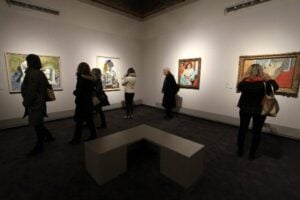 Notte Bianca al Museo. Dalle navette acustiche tra Castello di Rivoli e Gam alla visita in notturna della mostra su Matisse: per i 10 anni delle Olimpiadi Torino 2006