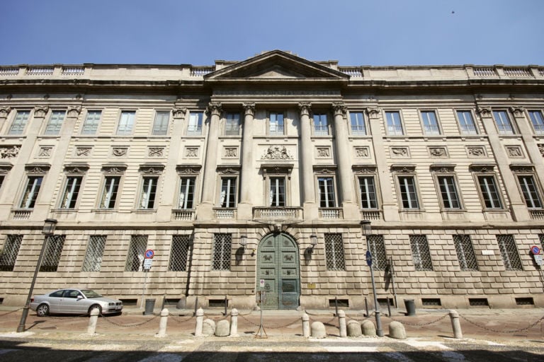 Palazzo Belgioioso La Galleria Massimo De Carlo apre una nuova sede a Milano dentro Palazzo Belgioioso. Le prime foto