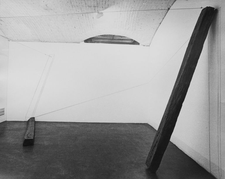 Pietro Coletta, Spazio attivo struttura - installation view at Studio Marconi, Milano 1974