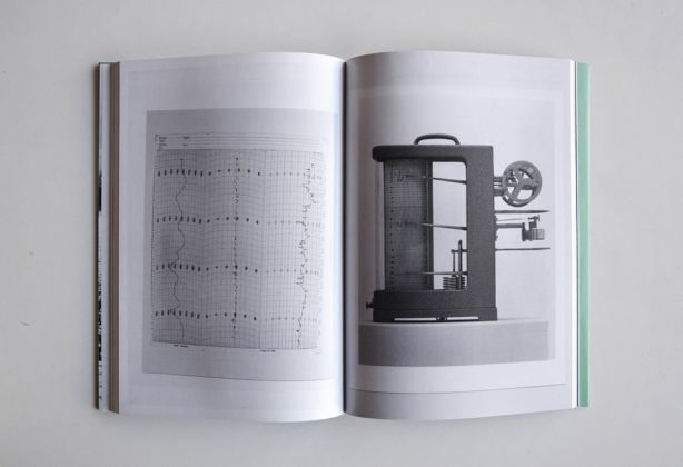 Roberto De Simone - libro-catalogo prodotto in occasione della mostra, viaindustriae publishing & Colli publishing platform, 2016