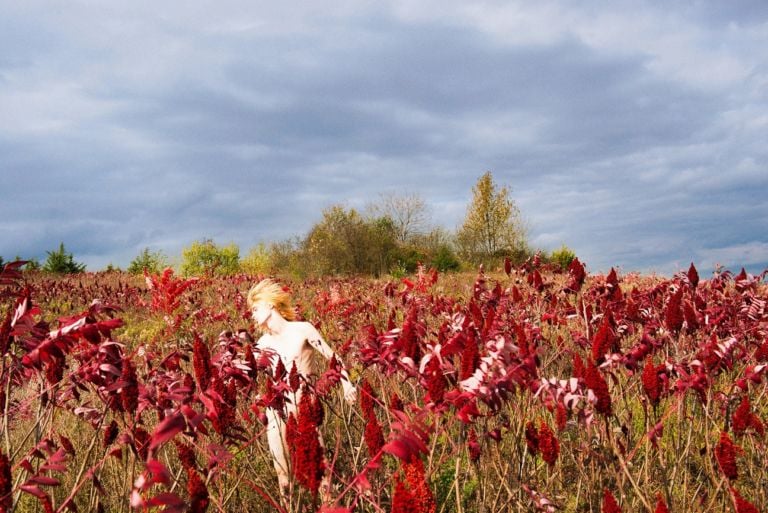 Ryan McGinley, Crimson & Clover, 2015 - Courtesy l’artista e Team Gallery