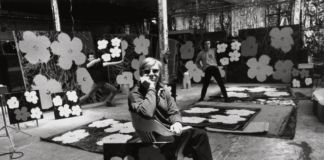 Ugo Mulas, Andy Warhol, Philip Fagan e Gerard Malanga, New York, 1964 © Estate Ugo Mulas, Milano – courtesy Galleria Lia Rumma, Milano-Napoli