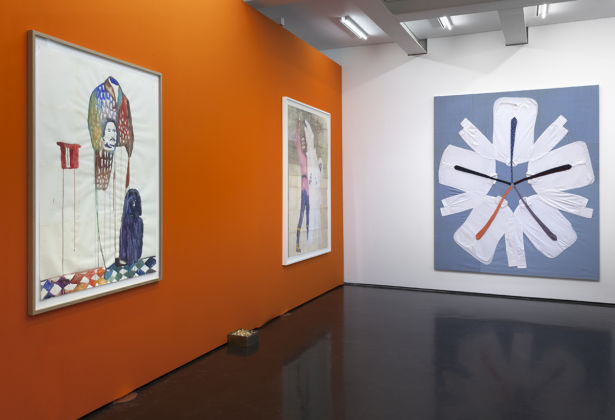 Ulla von Brandenburg – Orange Meets Blue – installation view at Kasia Michalski Gallery, Varsavia 2016 - photo M. Gardulski
