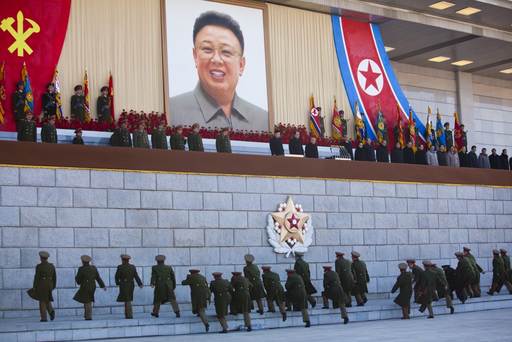 La sfida degli artisti nordcoreani alla feroce dittatura di Kim Jong-un. Con l’aiuto della Cina