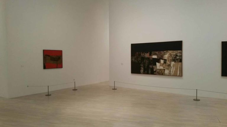 6 Alberto Burri Km21 Dusseldorf La Germania festeggia Alberto Burri. Ecco le foto della mostra proveniente dalla Solomon R. Guggenheim Foundation di New York, oggi al Museo K21 di Dusseldorf