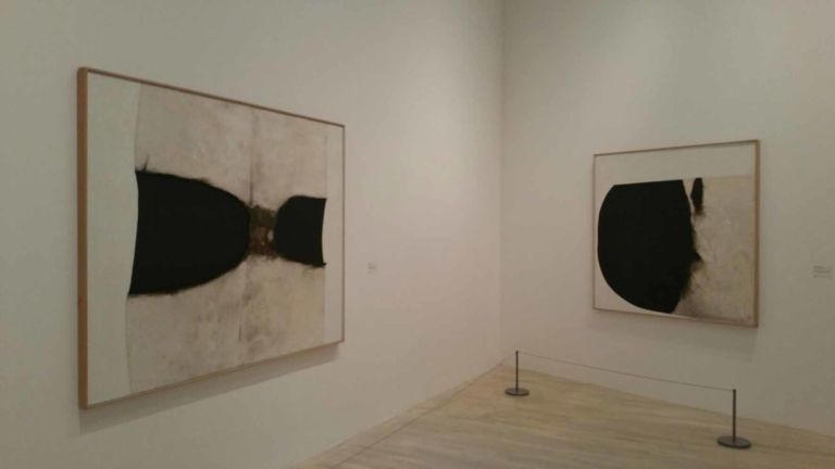 7 Alberto Burri Km21 Dusseldorf La Germania festeggia Alberto Burri. Ecco le foto della mostra proveniente dalla Solomon R. Guggenheim Foundation di New York, oggi al Museo K21 di Dusseldorf