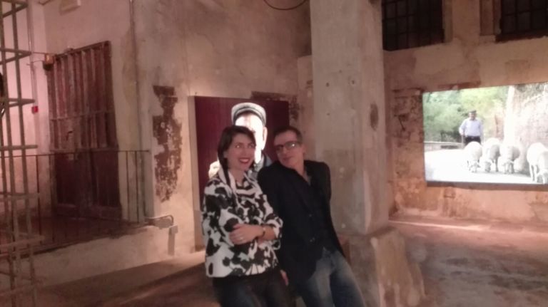 Antonella Argiolas e Marcello Fois Moda e arte. Da Milano immagini in anteprima della mostra di Daniela Zedda allo spazio Nonostante Marras: un omaggio fotografico, letterario (ed enologico) alla Sardegna