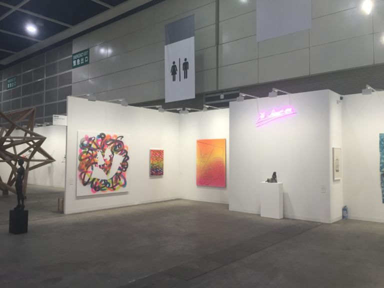 BASEL HK March 2016 Installation View Galleria Lorcan ONeill Snapshot 2 Hong Kong Updates: Un' invasione di arte italiana Art Basel. Scatti dagli stand delle dieci gallerie nostrane. Estabilished e maestri per il mercato asiatico