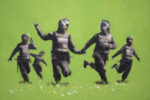 Bansky Beanfield 250 x 350 2009 Ancora nuovi spazi e iniziative per l’arte in Olanda, il paese più interessante del 2016. Due galleristi aprono un nuovo museo d’arte contemporanea. Con Warhol e Banksy