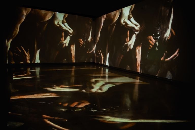 Caravaggio Experience 2 Caravaggio Experience, un viaggio sensoriale nell’arte. Immagini e video del percorso multimediale allestito a Roma al Palazzo delle Esposizioni