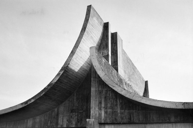 Claude Parent, Bordeaux-Le-Pecq Villa, 1963-65, Bois-le-Roi - photo Patrice Goulet