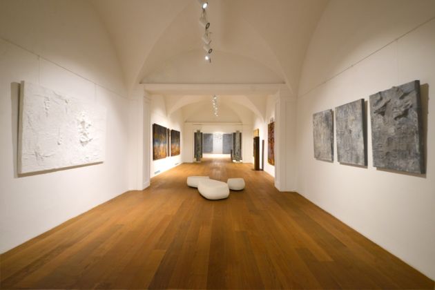 Enrico Benetta - installation view at Tornabuoni Arte Contemporary Art, Firenze 2016 - photo Valentina Grandini