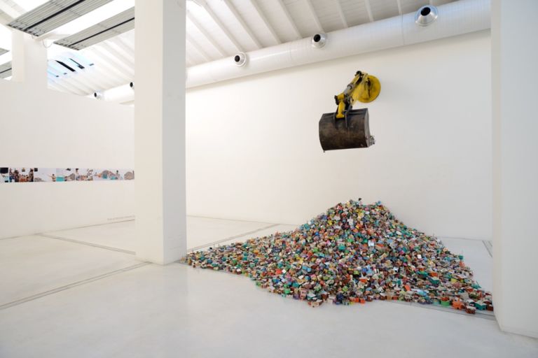 Hema Upadhyay – Where the bees suck, there suck I - installation view at Studio La Città, Verona 2016 – photo Michele Alberto Sereni