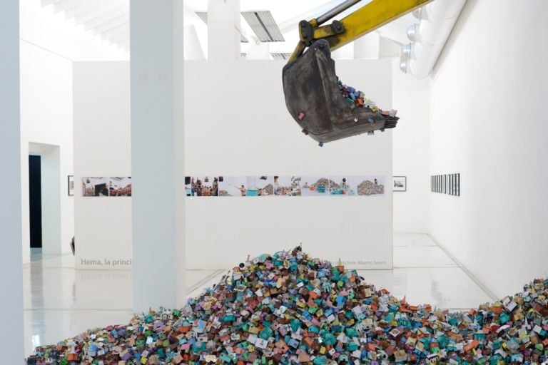 Hema Upadhyay – Where the bees suck, there suck I - installation view at Studio La Città, Verona 2016 – photo Michele Alberto Sereni