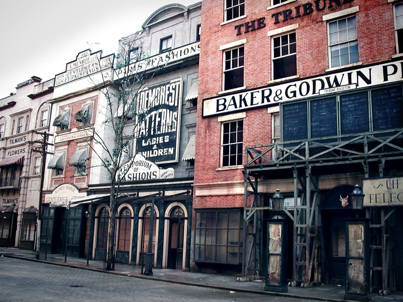 Una mostra a Cinecittà, sul set di Gangs of New York. Tobias Kaspar e l’artificio tra cinema e arte contemporanea