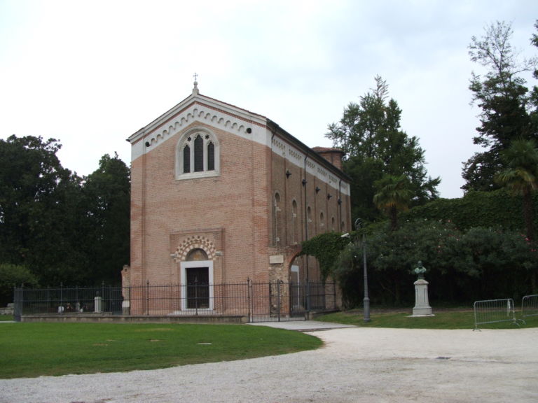 La Cappella degli Scrovegni Artisti urbanisti. Ecco come a Padova Gaetano Pesce ridisegna il percorso dalla Cappella degli Scrovegni alla Torre di Porta Molino