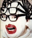 Leigh Bowery Multi glasses from Taboo art showing Leigh Bowery. Se non l’avete mai incontrato prima, è il momento di rimediare