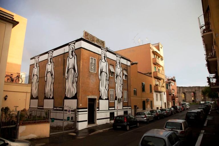 MP5 Millennials Roma foto Martina Ruggeri 2 Un pezzo di Atene, a Roma. Ecco le immagini di Millennials, il nuovo murales di MP5 a Torpignattara