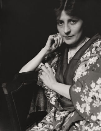 Mariano Fortuny, Henriette con kimono, 1915 ca., pellicola in celluloide, 113 x 84 mm, Archivio Museo Fortuny, inv. MFN05722 ©Fondazione Musei Civici di Venezia, Museo Fortuny