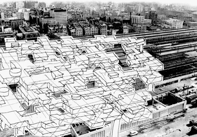 Paris railway stations, development covering the railway lines, 1964. © Yona Friedman, courtesy Marianne Homiridis