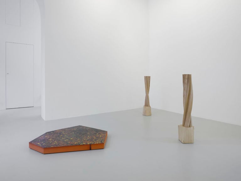 Richard Deacon – Flat Earth - installation view at Lisson Gallery, Milano 2016