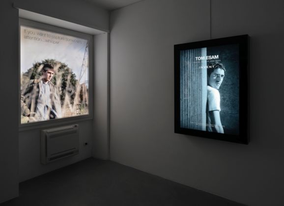 Tom Esam - Imagology - installation view at Galleria Mario Iannelli, Roma 2016