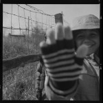 Tori Ferenc Kids of Grande Synthe 2016 La vita dei profughi, dal campo rifugiati francese di Grande-Synthe. Ecco gli scatti della fotografa Tori Ferenc