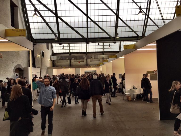 Art Brussels 2016 06 Bruxelles Updates: gli attacchi terroristici fanno un baffo ad Art Brussels. Ecco tutte le foto di una bellissima edizione della fiera