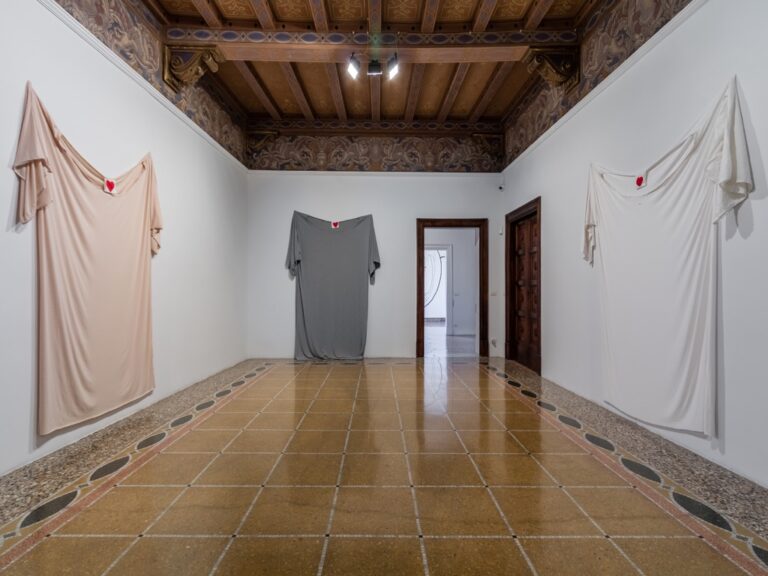 Guillaume Maraud – e.g. venticinque febbraio 2016 - installation view at Indipendenza Studio, Roma 2016