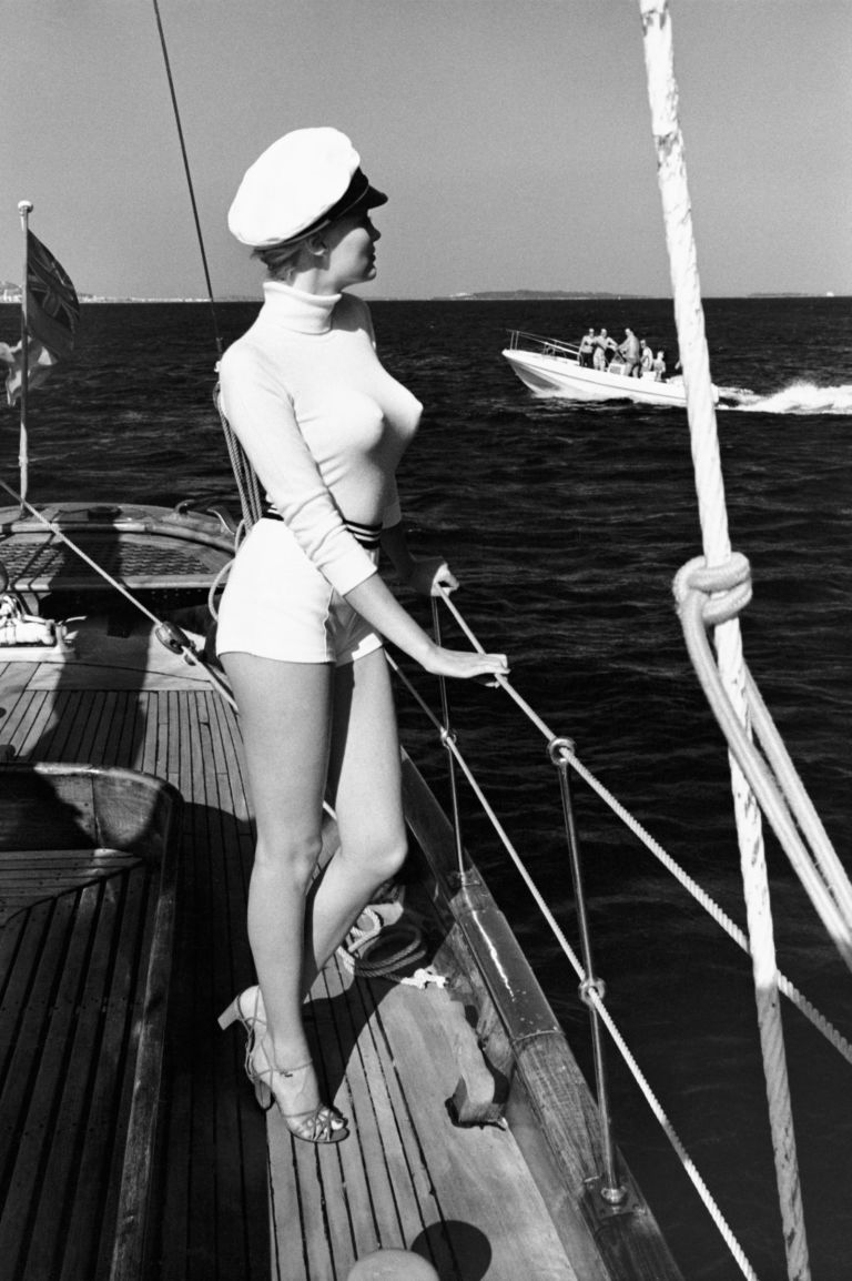Helmut Newton, Winnie off the coast of Cannes, 1975, from the series White Women © Helmut Newton Estate