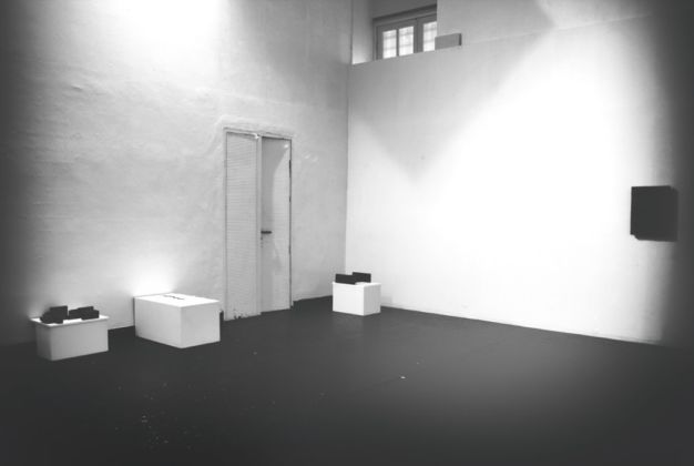 Koo Jeong-A – 4.3.3. – installation view at Pinksummer, Genova 2016