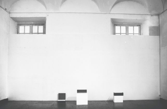 Koo Jeong-A – 4.3.3. – installation view at Pinksummer, Genova 2016