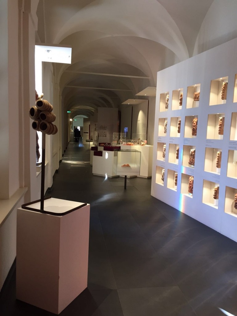Oltre - installation view at Museo Garda, Ivrea 2016 - photo Franco Marino