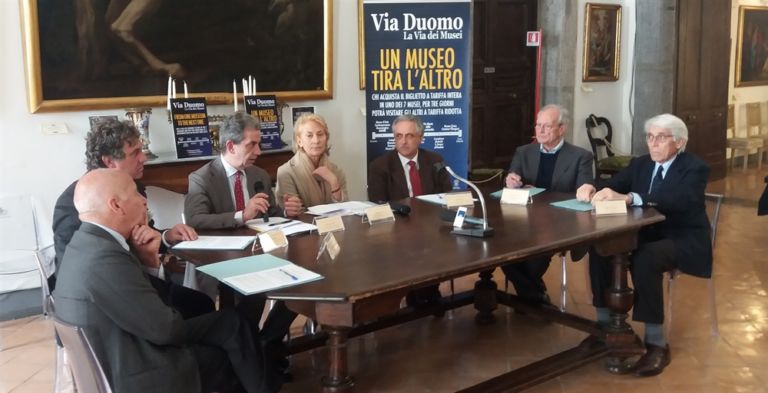 relatori ridotta La “Via dei Musei” nasce a Napoli in via Duomo. E mette in rete sette istituzioni con un protocollo d’intesa. Attività comuni e biglietto ridotto