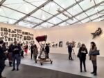 21 veduta Frieze Art Fair New York 2016 New York Updates: prima grande galleria fotografica da Frieze. Una fiera senza sussulti: galleristi prudenti e stand spesso noiosi