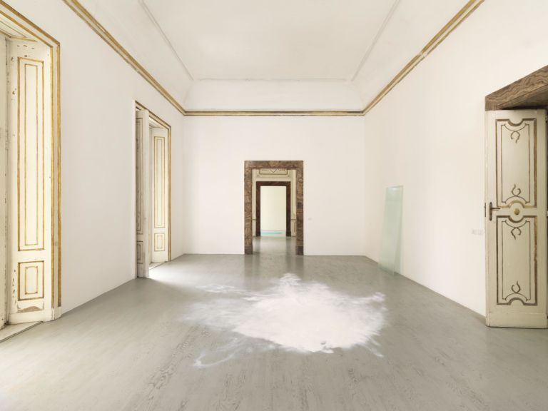 Ann Veronica Janssens – installation view at Galleria Alfonso Artiaco, Napoli 2016