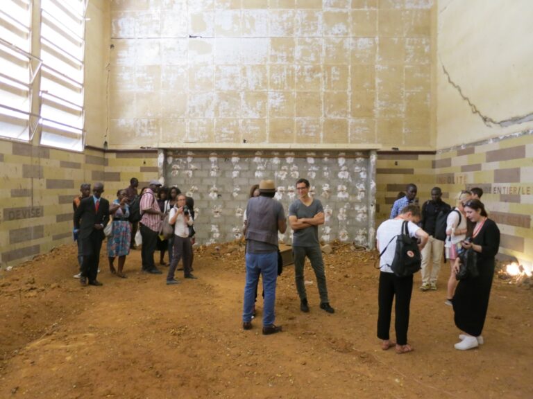 Biennale di Dakar 2016 02 Biennale di Dakar. Ecco le prime immagini dai nostri inviati alla dodicesima edizione della rassegna senegalese