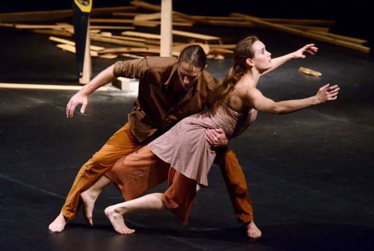 Carolyn Carlson Company, All that falls - ® Laurent Paillier