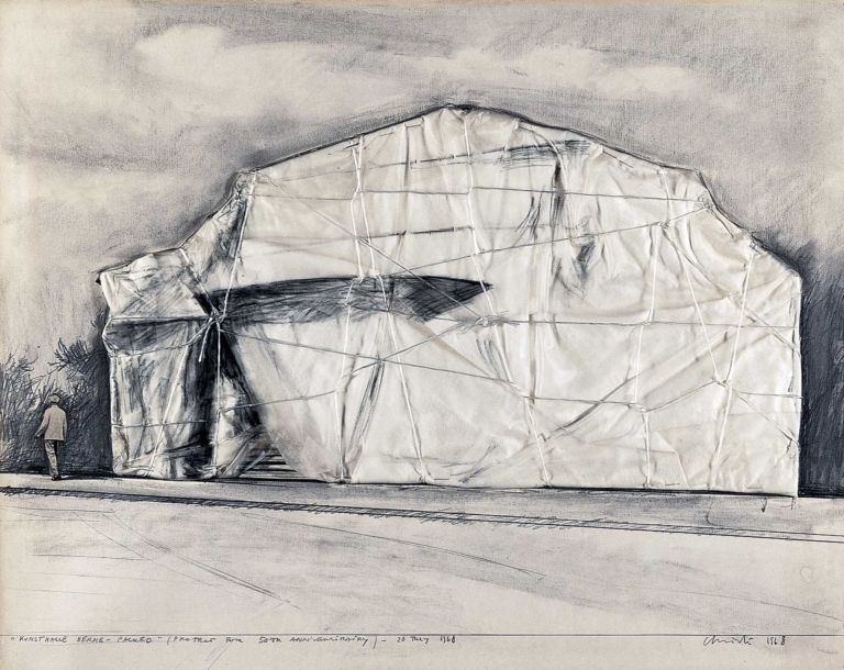Christo, Kunsthalle Berne – Packed (project for 50th Anniversary), 1968 - photo Wolfgang Volz - Copyright Christo 1968