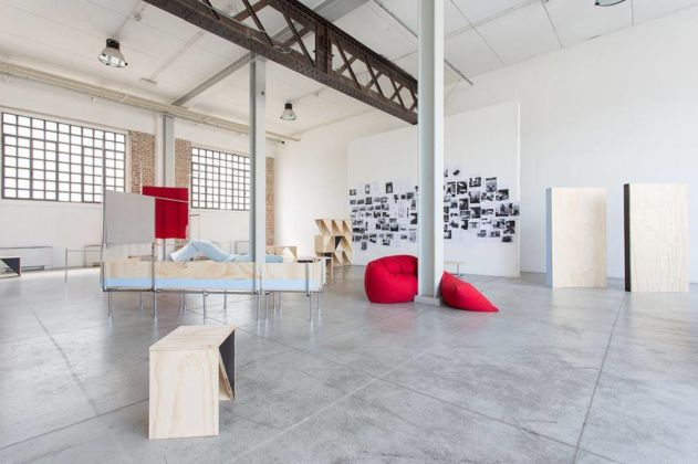 Laetitia Badaut Haussmann – On Domesticity #1 – installation view at Viafarini, Milano 2016 – photo Giulia Alli