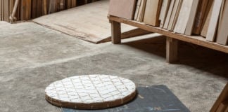 Thea Djordjadze, Untitled, 2011, Straw, wood, plaster, paint, 97 x 97 x 6 cm, Courtesy Sprüth Magers, Berlin - London - Los Angeles; Kaufmann Repetto, Milan - New York and the artist