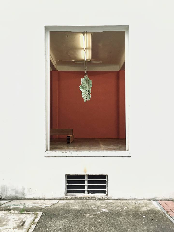 Morgane Tschiember – (∂ + m) ψ = 0 - Marsèlleria, Milano 2016 - photo Sara Scanderebech