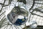 Tomás Saraceno, Aerocene 10.4 & 15.3 - installation view at Grand Palais, Parigi 2015 - © Tomás Saraceno, 2015